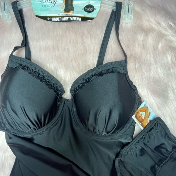 Woman’s Swimsuit | 36c Top - Picture 4 of 14